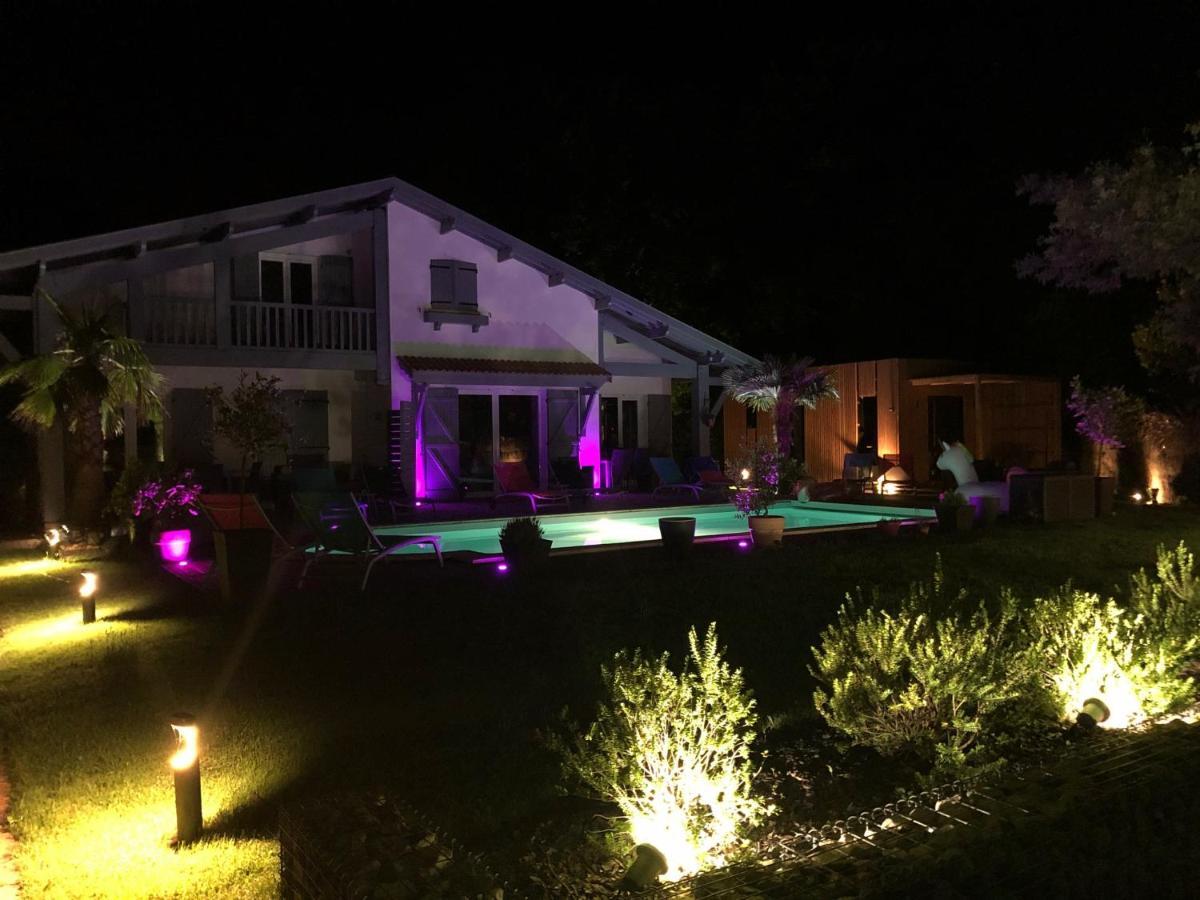 Villa Andernos Buitenkant foto